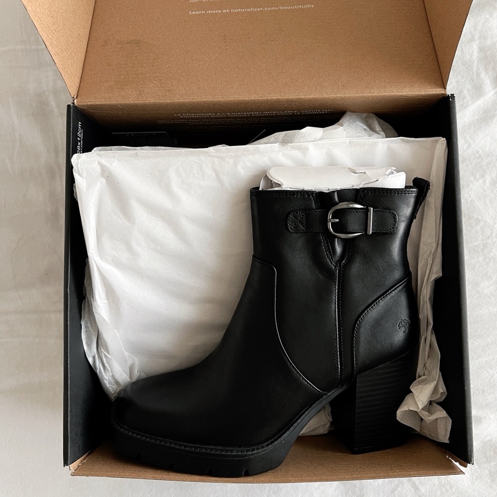 Naturalizer leather boots - Picture 3 of 3